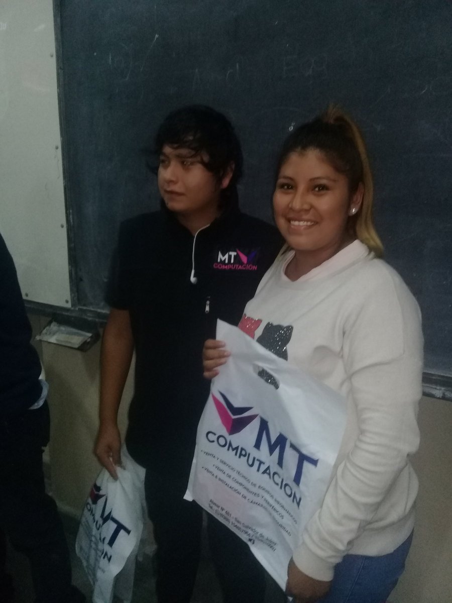 FlisolJ's tweet photo. Entrega de Premios. MT Computacion
#FLiSolJujuy2019
#15añosdeSoftwareLibre https://t.co/m8jrDir8HH