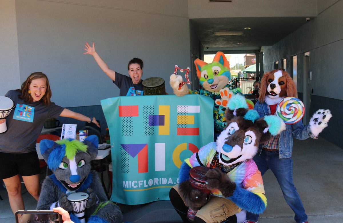 RetroSpaniel's tweet photo. I had a blast today at the Family Fun Fest with the @AgentofMirth !! https://t.co/J4nswjD6Wh