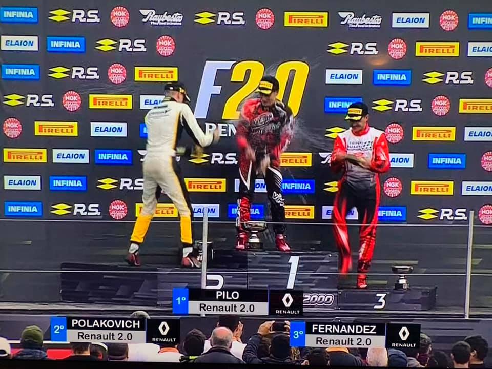 fotokart's tweet photo. Juan Pablo Pilo el piloto de San Justo se quedó con la victoria de la Fórmula 2.0 Renault Copa Pirelli @CroizetRacing
@F20Oficial #formula20
Informe de prensa 👇
https://t.co/Zj4hTBDUq6 https://t.co/Kt6hc42p2T