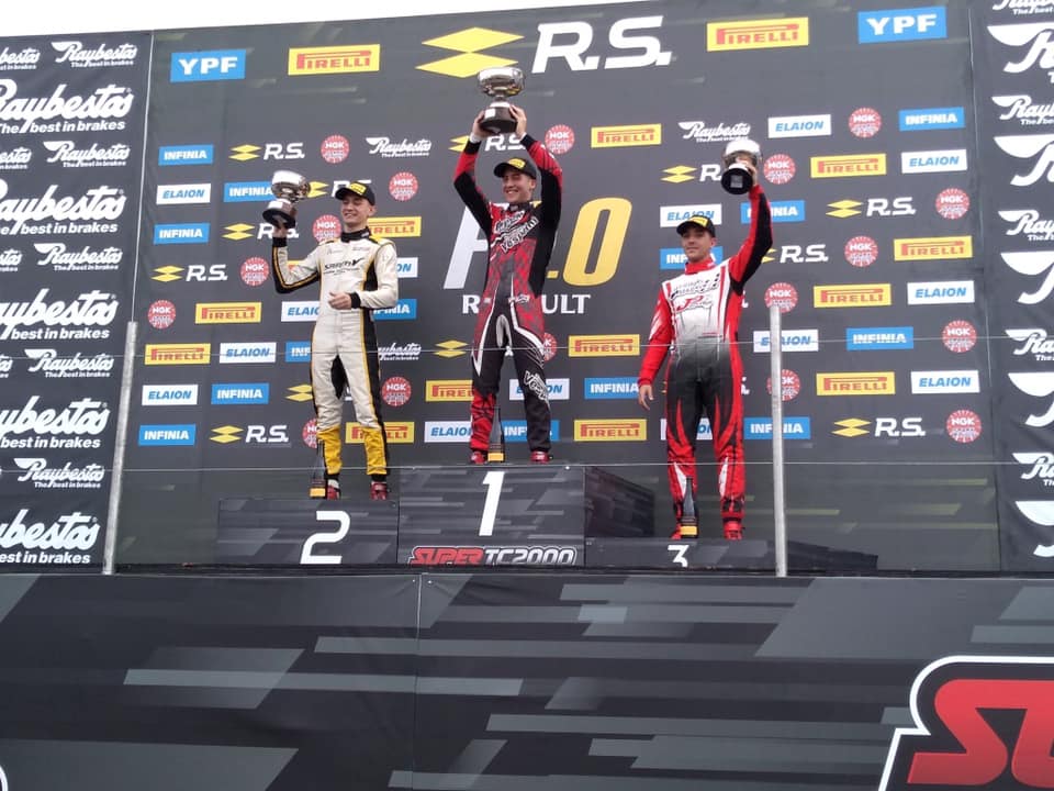 fotokart's tweet photo. Juan Pablo Pilo el piloto de San Justo se quedó con la victoria de la Fórmula 2.0 Renault Copa Pirelli @CroizetRacing
@F20Oficial #formula20
Informe de prensa 👇
https://t.co/Zj4hTBDUq6 https://t.co/Kt6hc42p2T