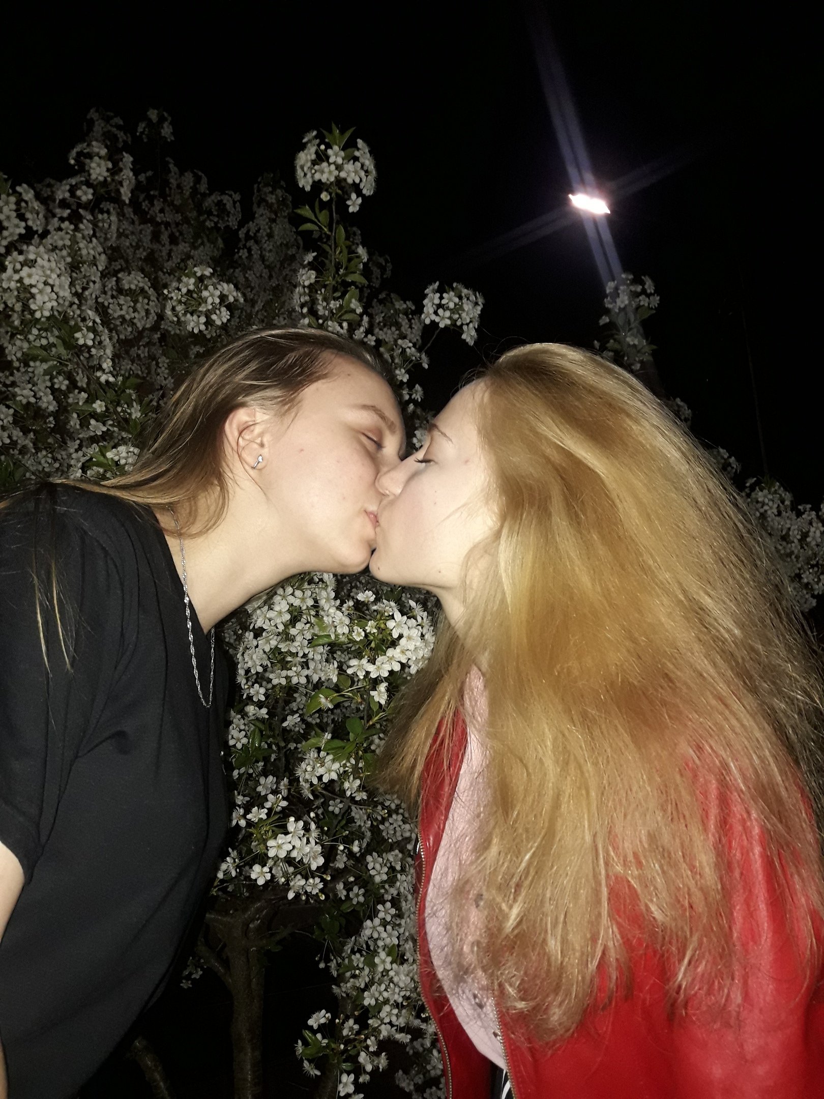 Юлия гаврилина целуется