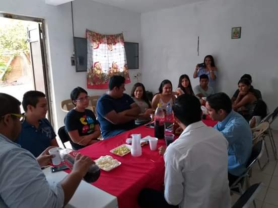 JTcolima's tweet photo. Visitamos el Comité Municipal de la JT Coquimatlán. Agradecemos la anfitronia de nuestro Dirigente JT en el municipio, Francisco y la compañia del Dirigente del MT Municipal Wilberth Magallón, Estamos listos para salir a las calles de Coquimatlán para
#MTApoyaTúEconomia https://t.co/9l7ZyOcMPa