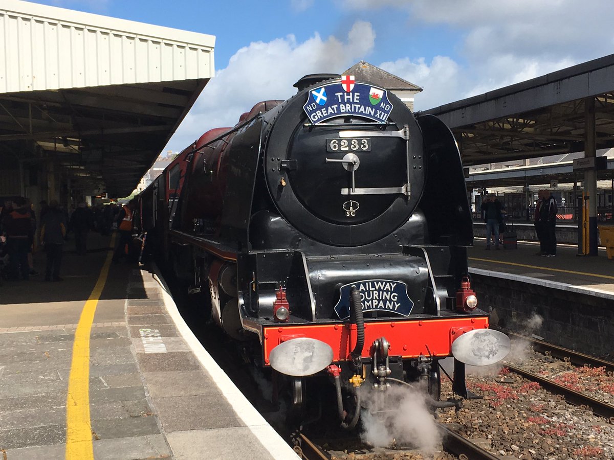 4d4m3985's tweet photo. @PRCLT6233’s ‘Duchess Of Sutherland’ at Plymouth today after working The Great Britain XII from Paddington. https://t.co/eRdzxftIva