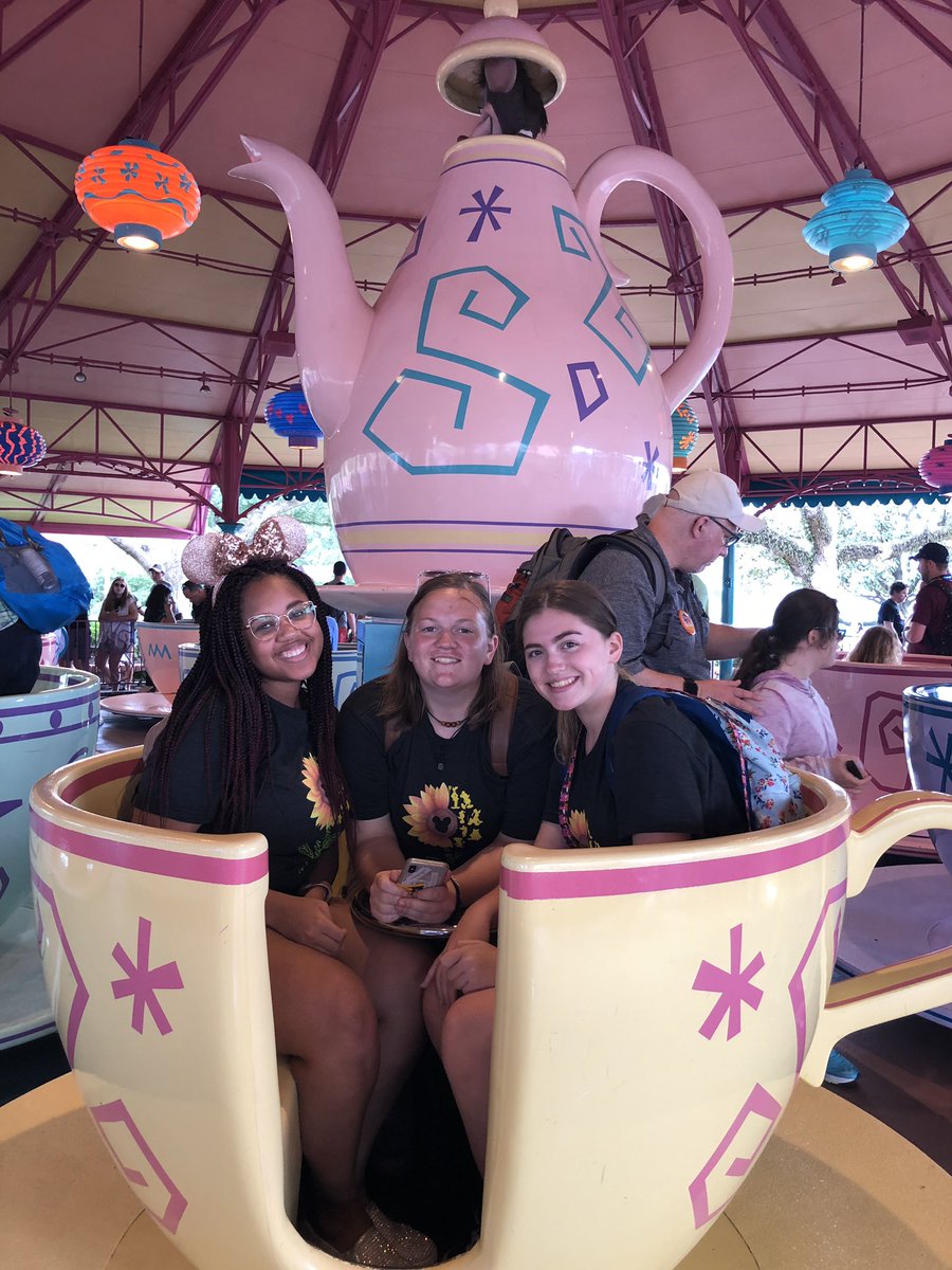 LVDECA's tweet photo. Ready to win some DECA glass #DECAICDC #Orlando #LVDECA https://t.co/xKACiSnVQq
