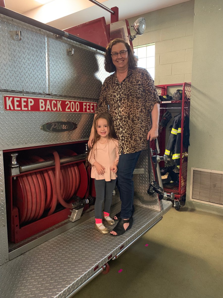 mvcb4181's tweet photo. Just me and Lucians hanging on the back of a fire truck. #ny #shfd https://t.co/SUaul0KOku