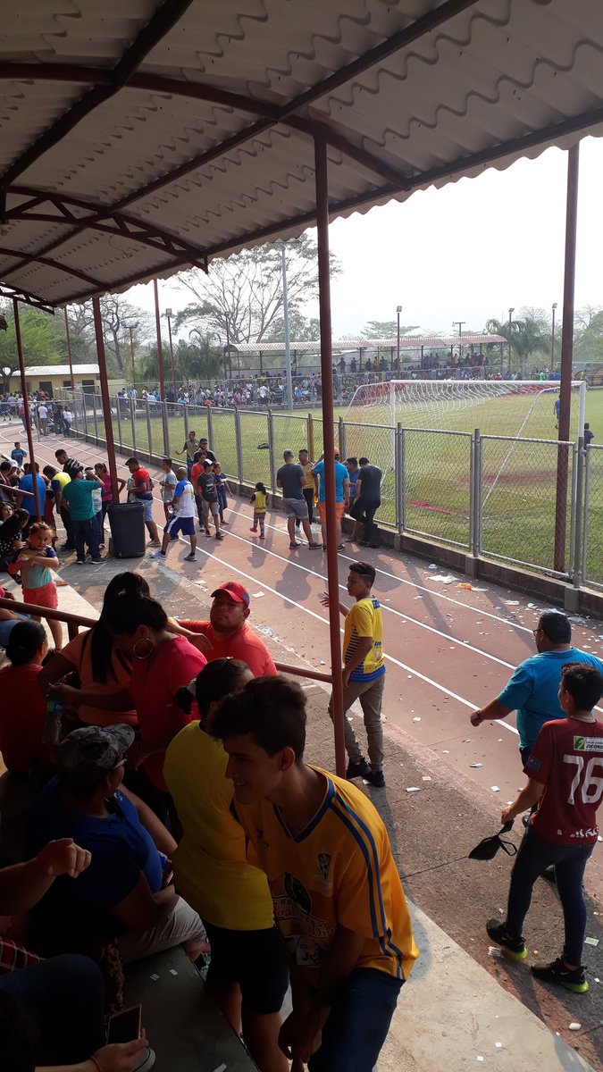 ¡Final del primer tiempo!

Jocoro 0 - 0 Limeño