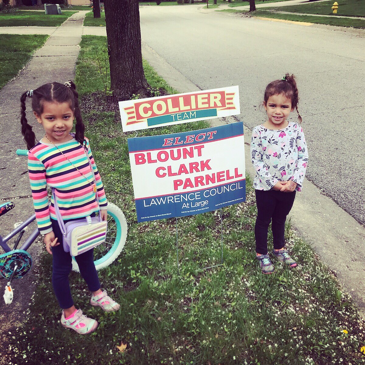 SC4Lawrence's tweet photo. Thank you to the Team Collier team getting out and talking to potential voters! Let’s keep Lawrence on the right track! @laurenforlawrence @mikemcquillenindy @cox4council @david_blount39 @indgop #Collier4Mayor #LawrenceIN https://t.co/ieCIMkXybK