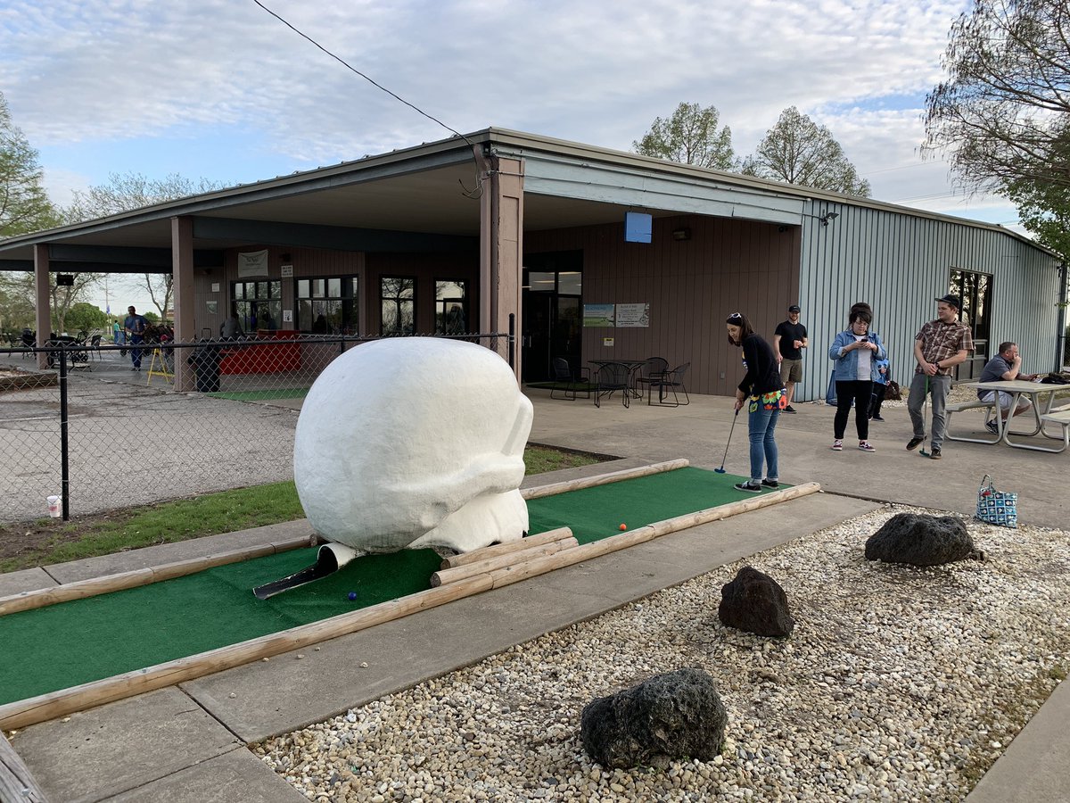 CouplePutts's tweet image. Course 2 yesterday near KC! Took in a ton of #minigolf in less than 2 days. Much more to come. #minigolflife