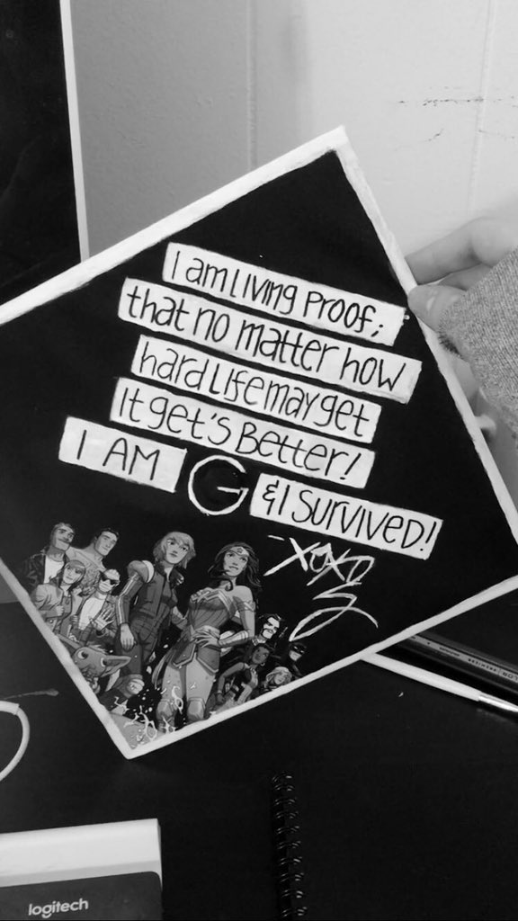 Gretchenkinna's tweet image. Here’s to the start of a new arc. Since I was little I’ve loved art music &amp;amp; comics. As I grew up you and many others helped me in dark times. Today it’s official. I am a art school student going for my AA in making comicx! Thank you it be hell without you! #dcad #gway #FIATFV