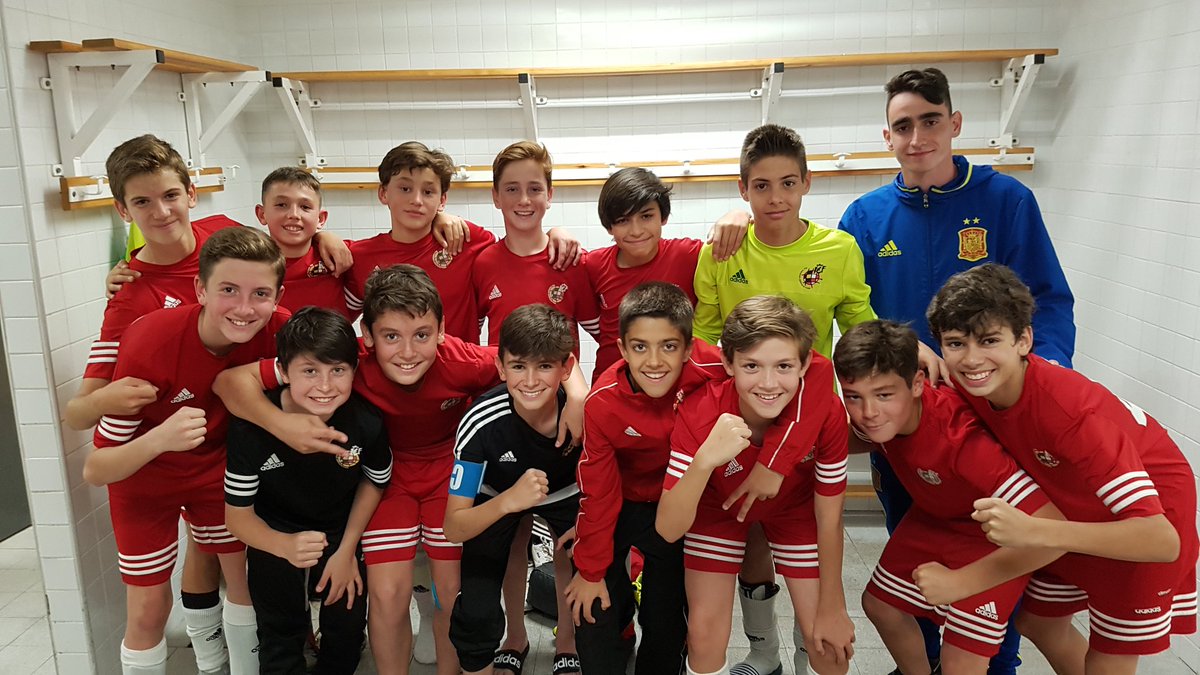 Hoy la generación del 2006 ha conseguido el ascenso del IB de  <a href="/CiudadfutbolCd/">CD Footbal Dreams and Experience</a> a Preferente. Va por todos los que lo intentaron anteriormente, las generaciones del 2005, 2004, 2003 y 2002, también por Rodolfo, Raúl o David. Vamos fede!!! <a href="/EscuelaRFEF/">Escuela RFEF</a>