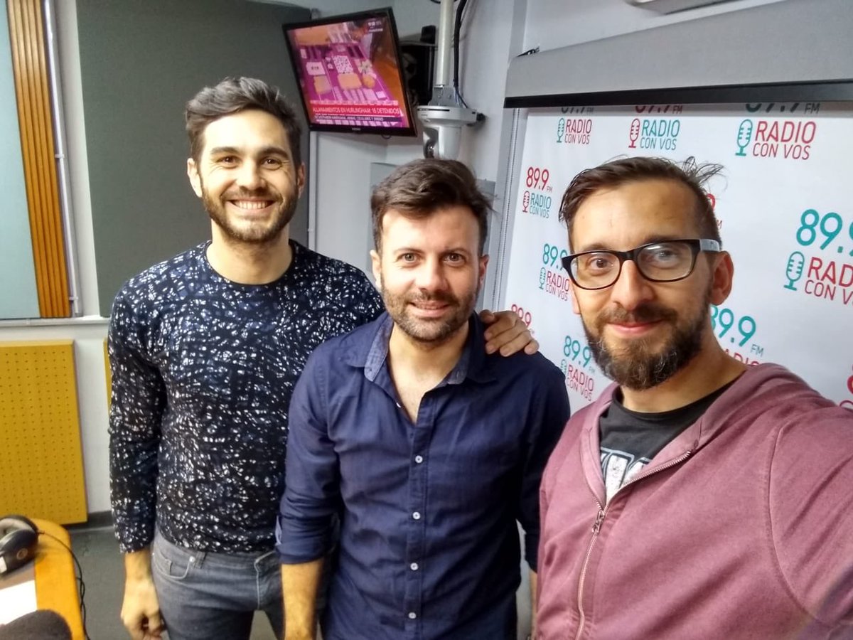 #sabadoselfie | AIRE!!! Subí el volumen que llega @selfiercv a <a href="/radioconvos899/">Radio Con Vos 89.9</a> 
Hasta las 22 hs con la conducción de Gonzalo Palacio!
.
.
.
App 📲
Android: bit.ly/2TrOJso
iOS: apple.co/2sb7lBe
.
.
.
📲 - 1553798990
