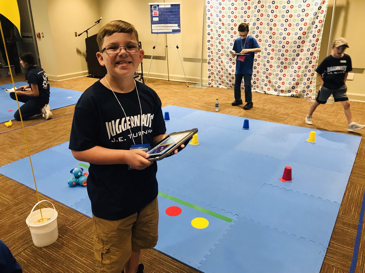 HayaskiKristen's tweet photo. I’m SO proud of our STEM team. We had a great time today! #gostallions #JETJuggernauts @MrsBstaff @Mrstracey_5thgr @GlendaWarren15 @JETurnerSchool https://t.co/036doD3Ijs
