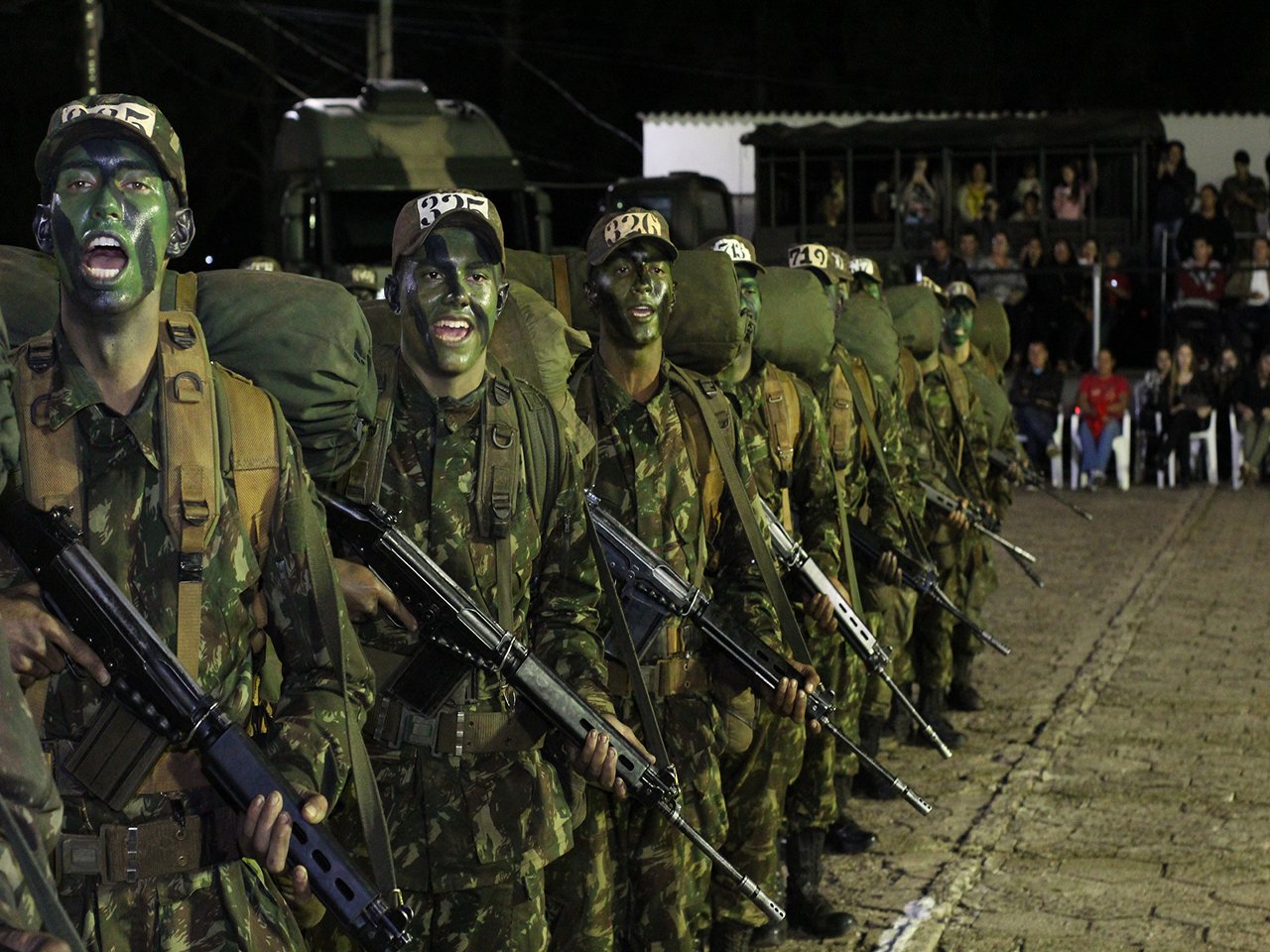 Iniciativa 4º Batalhão Logístico - Hinos e Canções Militares e