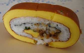 foolsbitcoin's tweet photo. @marco_peereboom Sure. Sushi is a really typical and specific dish.
A bit like pasta, rules only apply in "authentic"/touristic restaurant https://t.co/DD0W0ywEJa