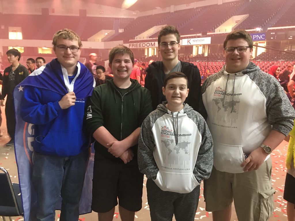 ironpriderobots's tweet photo. Congratulations to 574D for a great showing at Vex Worlds. This was their first appearance at worlds and they made into the elimination rounds! 8-3 record, 21 out of 96, 7th seed in elims 
#wearegroot #towertakeover #vexworlds https://t.co/WNUtRqOHX5