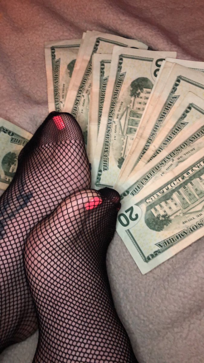 Ally_Daye's tweet photo. I love money! 
It is so hot when you give it to me.
I want all your money and all your time!
Complete submission under Princess Ally is a very unique and interesting experience. https://t.co/J9WIPW3I6R