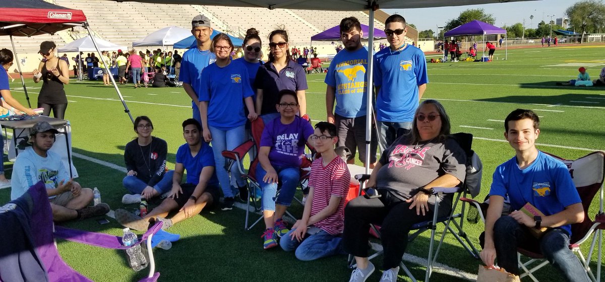 Deafmustangs's tweet photo. Deaf Mustangs in support of our very own Bebe Garcia 🤟🎗 #RelayforLife #breastcancersurvivor https://t.co/qj9ATrrOhR