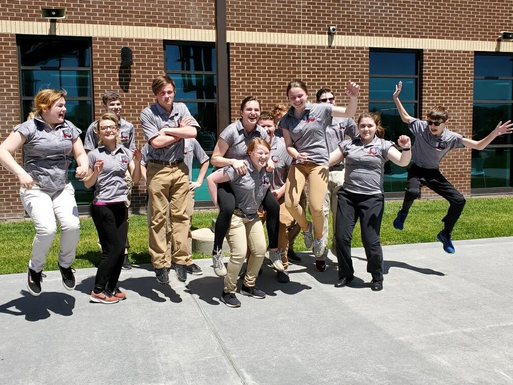 Gardner_DBEXCEL's tweet photo. Words can't describe how proud I am of the @MATE_DBEXCEL R-Mateys! This team has worked so hard and now we advance to international competition!! Enjoying this moment and getting ready to do it all over again! @Leimkuhler_DBE @KCS_DBEXCEL @PhotonProfessor  #MATE2019 #watergame https://t.co/gPkesWn7eh
