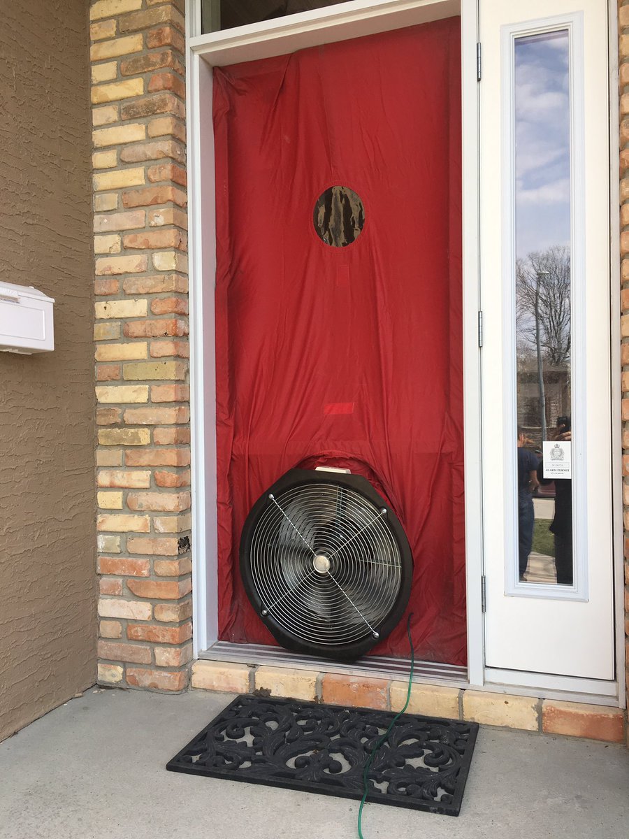 technical_lee's tweet image. Always enjoy learning and expanding my knowledge in the exciting world of Residential Building Envelopes. Today I had the opportunity to assist in a blower door test &amp;amp; play around with an IR camera. Thanks Colin @PinchinLtd for sharing this experience and your expertise!