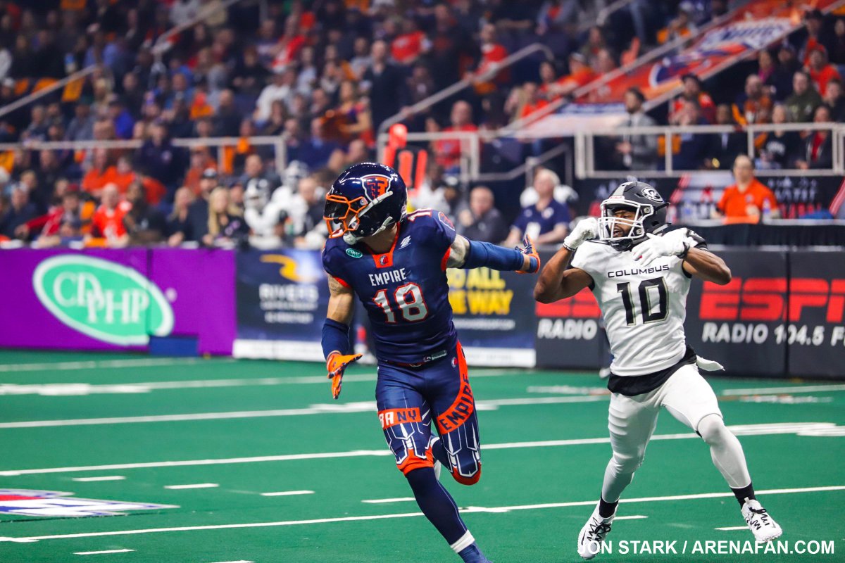 ArenaFan's tweet photo. Don't mess with Q! @QSims1 #CMBvsALB #AFLOpeningWeekend #BetOnUs https://t.co/kQMZD5NgyA