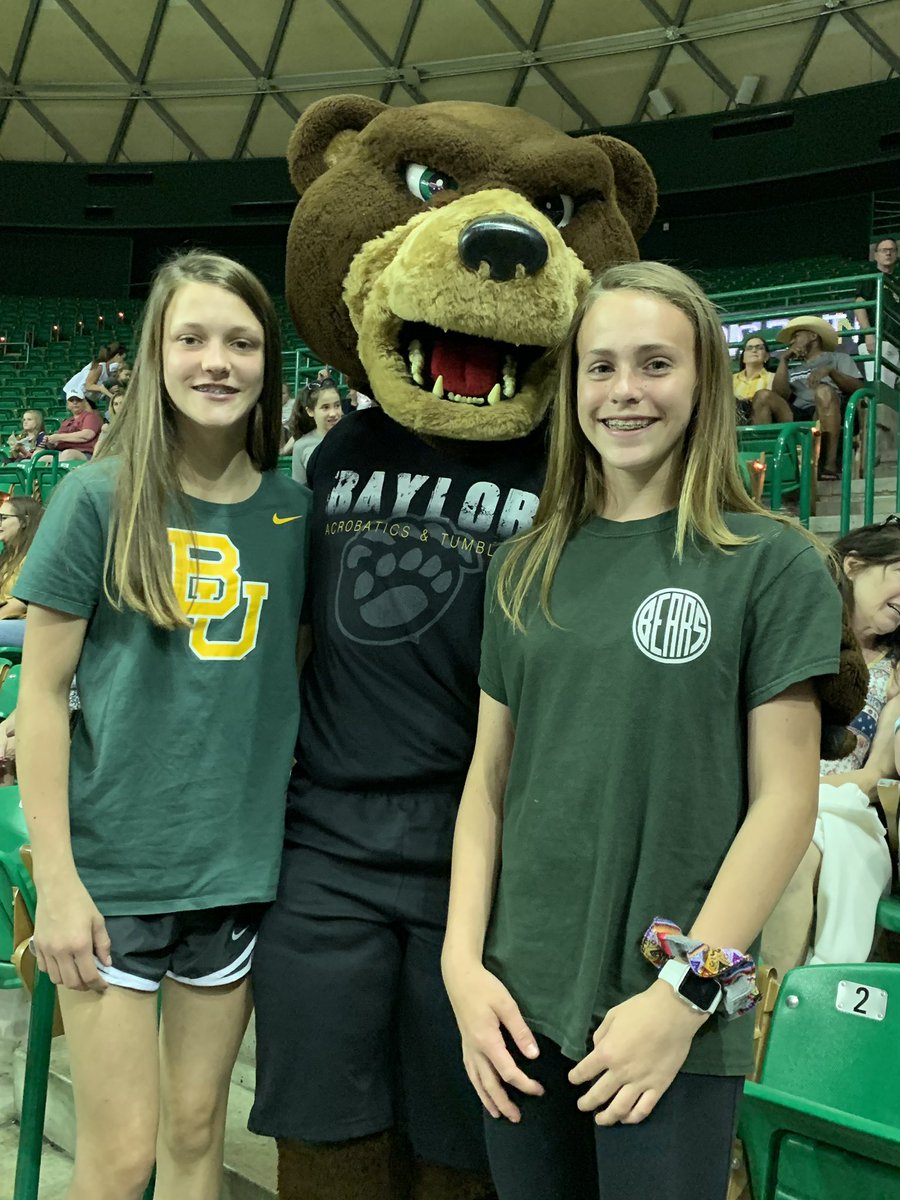 MackLeads2Learn's tweet photo. #NCATAchampionships SicEm Bears!  🐻💚💛 https://t.co/wLov80yA8M