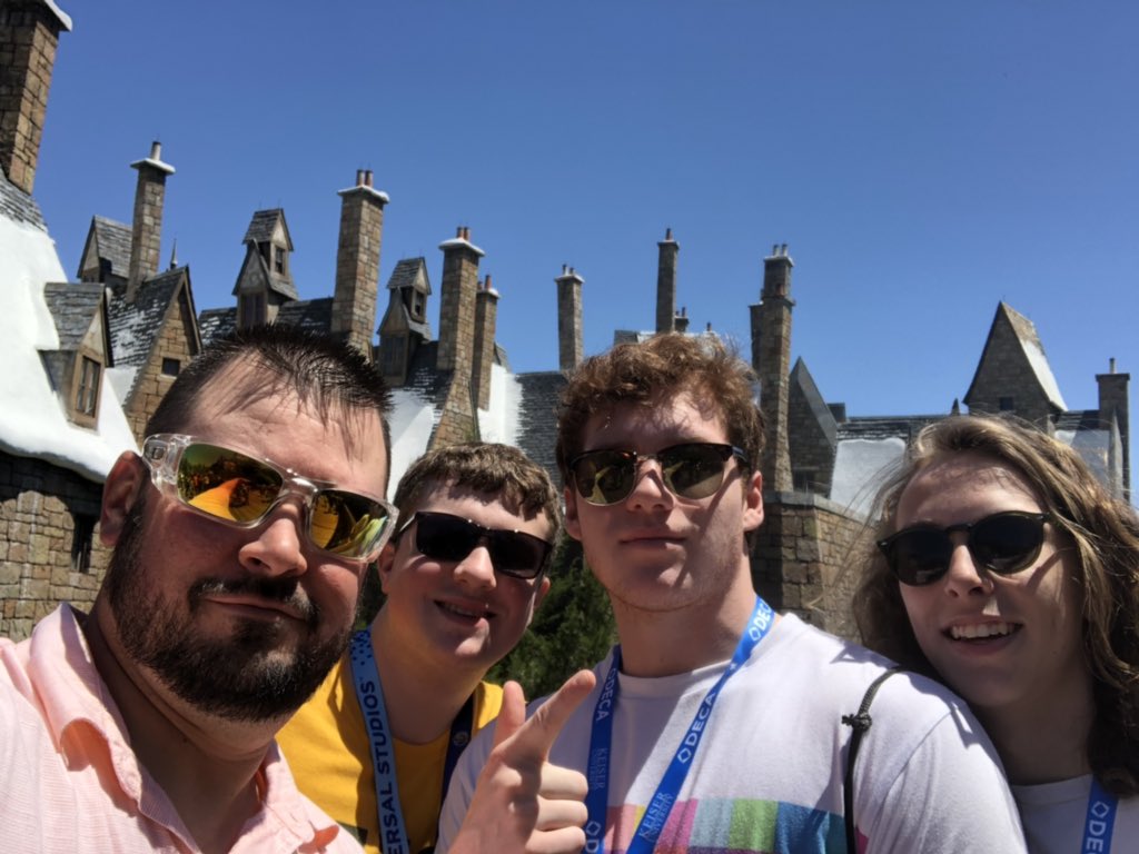 Coach_SMiller's tweet image. @LSWDECA spent the day at #UniversalStudios