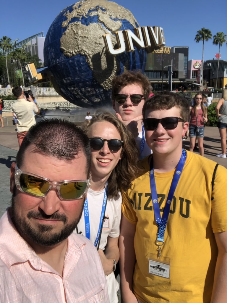 Coach_SMiller's tweet image. @LSWDECA spent the day at #UniversalStudios