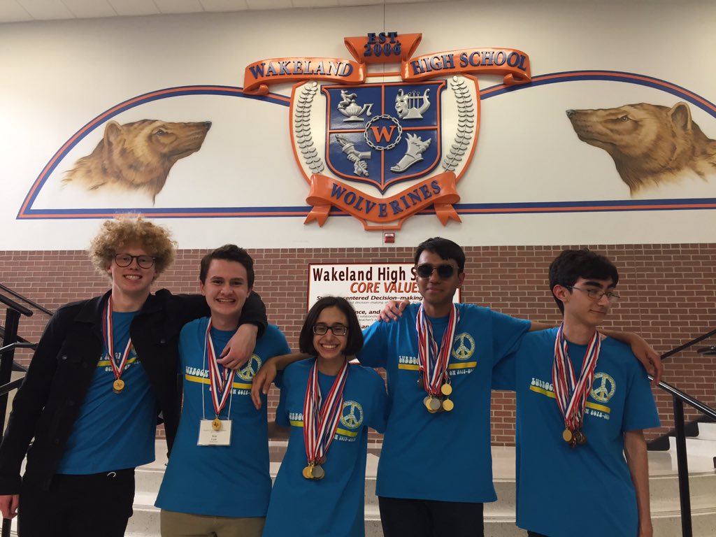 lhswesterners's tweet photo. In the Honors division: Shepard Shurmur, Will Cook, Aidan Singh, Yash Mittal, and Aetizaz Sameer; Aidan won 1st in literature, 1st in music, 1st in economics, 2nd in science, 1st in art, 1st in social science, and 2nd overall. #westerNERDS #wearelubbockhigh https://t.co/RoFfnR8xqG
