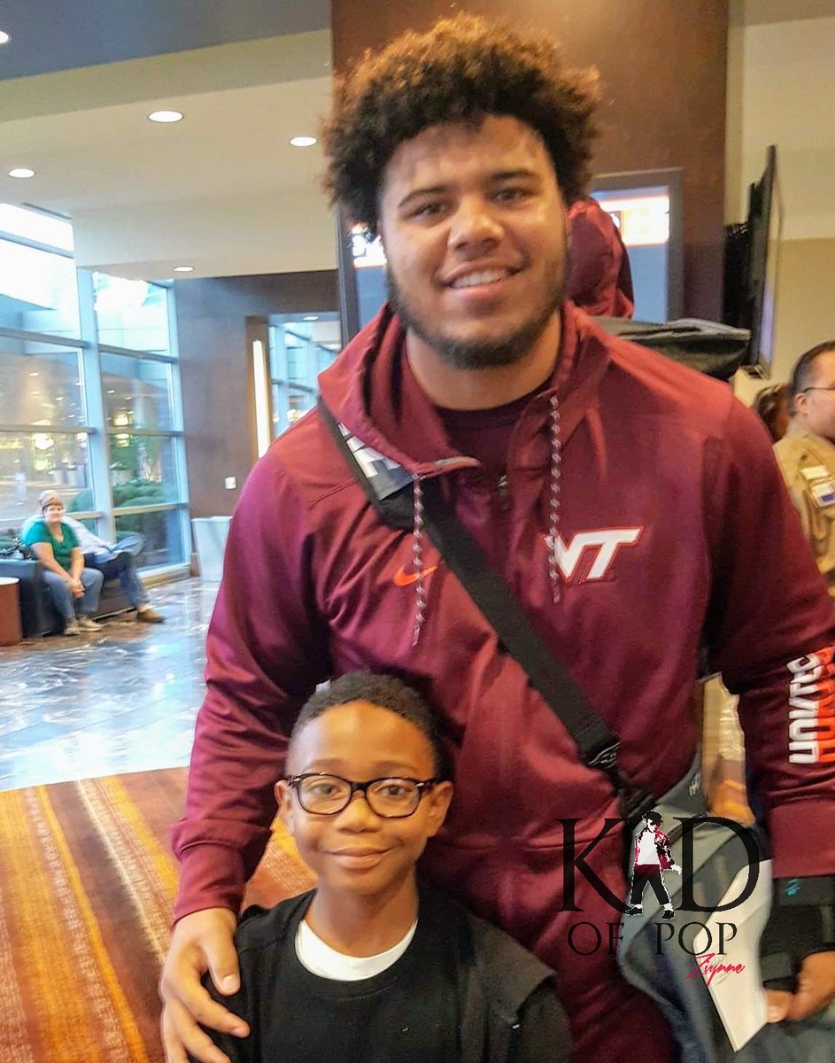 KidofPop's tweet photo. So proud of my cousin @RickGoGetEmWalk
He is in the @NFL now!!!! The @dallascowboys picked him up!!!
#KidofPop #RickyWalker #NFL #DallasCowboys https://t.co/UjYLhvIwVp