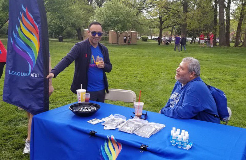 LEAGUE_ATTKC's tweet photo. Attending #AIDSWalkKC today our team raised $20700 so far! Thanks to all who came out or donated to support us! @HerronClint @linscott_robin @Powerpuff_Pam @LEAGUEatATT #ATTImpact #LifeAtATT https://t.co/2XhMzY2SYo