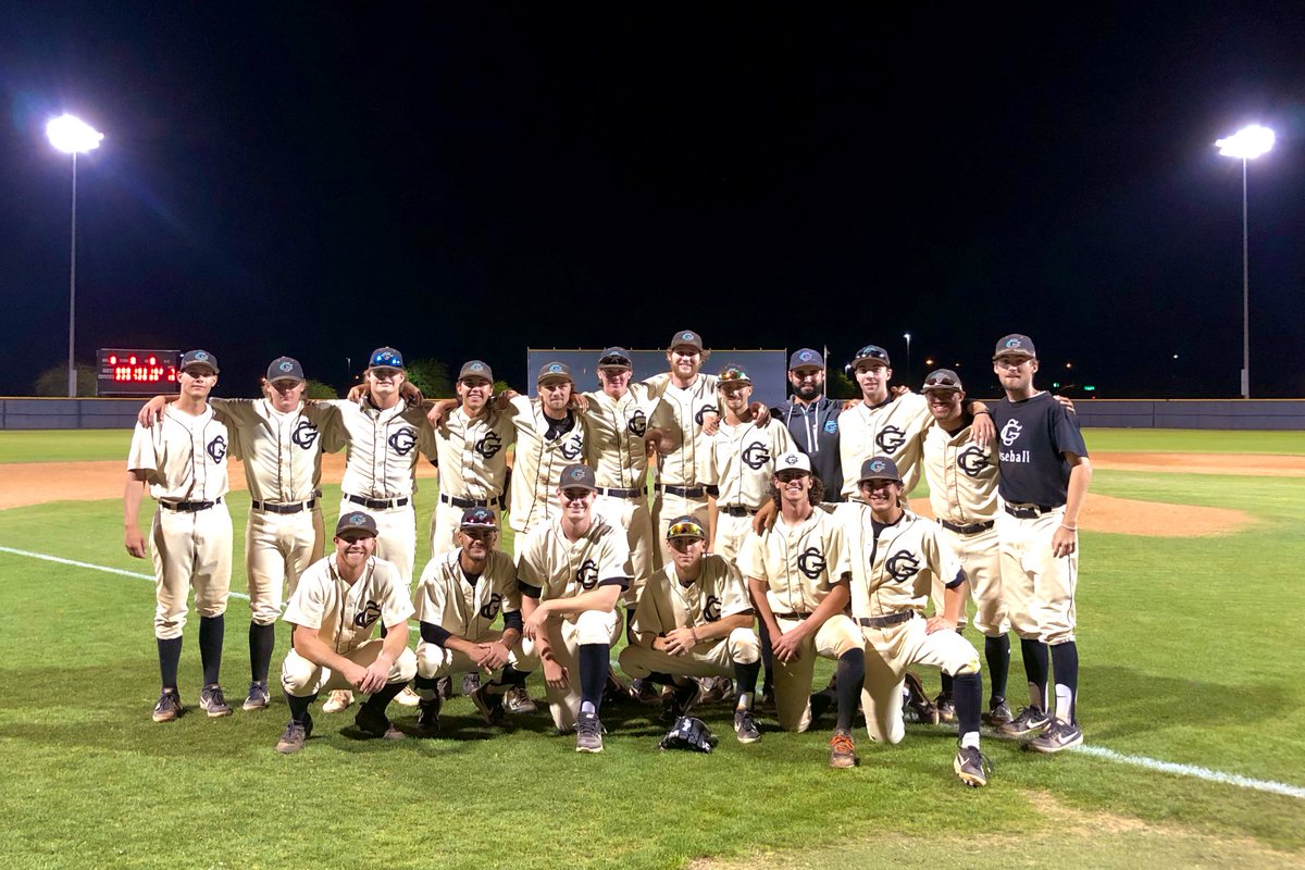 luce1229's tweet photo. Sophomore Yotes.  I will miss them. They were a very good group of young men.  Whatever their next is it will be done well.  #yote4life #Yotes19 https://t.co/GAw9DVHHWk