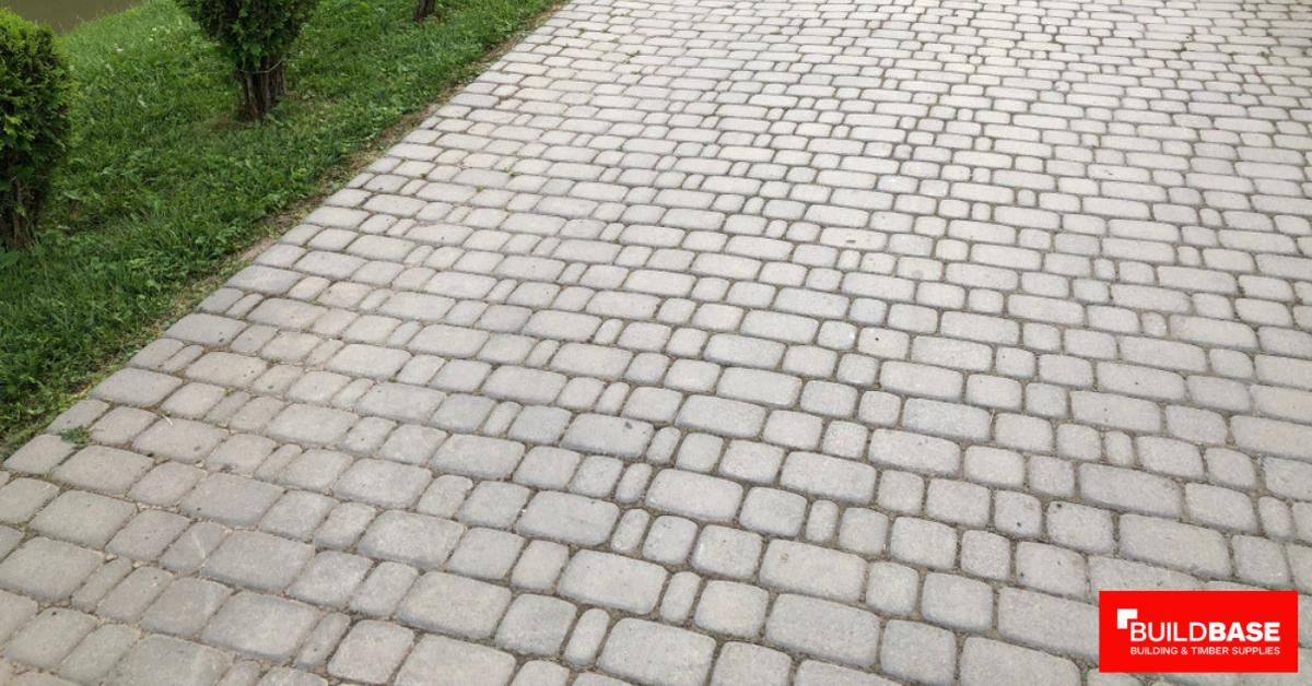 BuildbaseUK's tweet image. Transform your customers driveway at Buildbase. Explore our range of paving and blocks on the website today. buff.ly/2TMxINu #landscaping