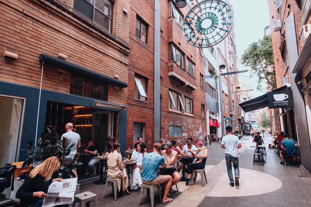 Coming to town for #SatNightFeverAU? @Sydney_sider is world-renowned for its taste in food with its cool cafe culture. Choose from a vast array of delicacies from local farmers markets to stylish fine dining restaurants: bit.ly/2IZ779V 🕺 #ILoveSydney