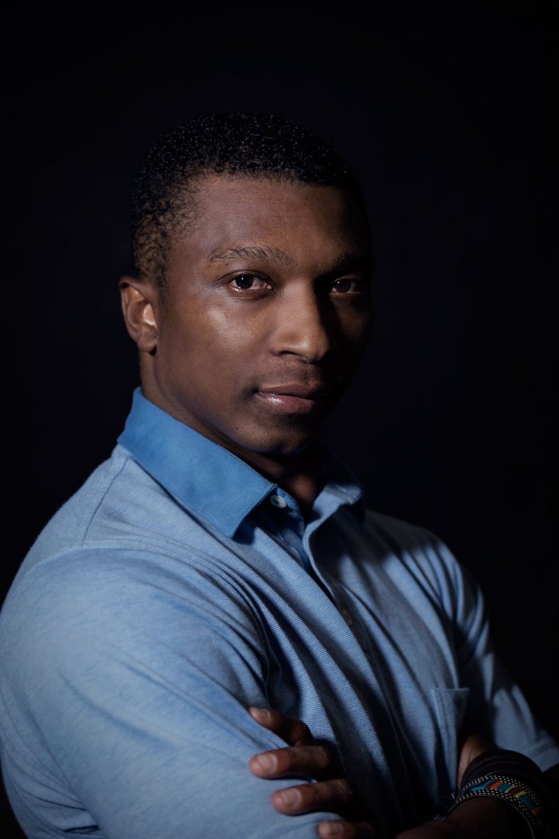 Muchas gracias a todos mis compañeros de equipo, amigos del deporte, familiares y dirigentes deportivos, periodistas, por su gran gesto. toda mi gratitud en este día tan especial para mi.