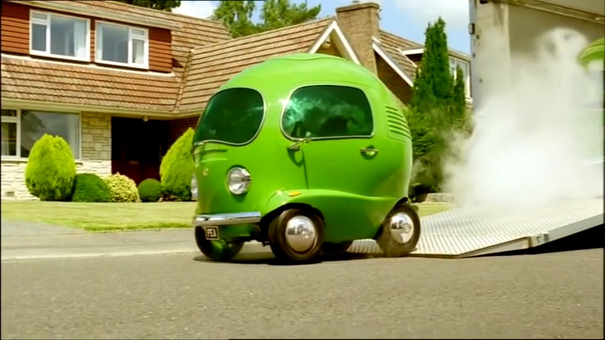 ねこねこ 丸い車 で検索かけたら Pea Car とかいう可愛すぎるやつを見つけてしまった 冷凍食品の会社のcmで使われた車らしい まんまる