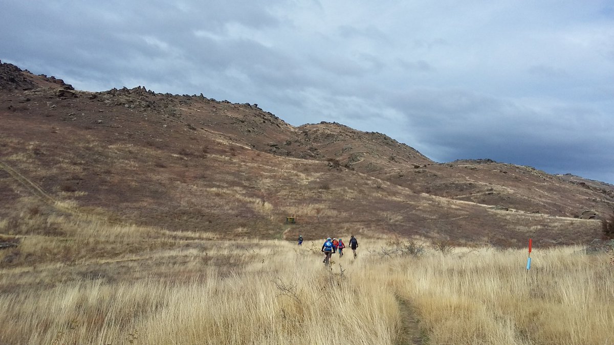ReginaJefferies's tweet photo. When nerds go mountainbiking in NZ, you end up following scientists from @NOAA and @niwa_nz down the trail. I can say with 100% certainty that the weather was windy and sky cloudy. #scienceisrad https://t.co/ees6KEQ6cv