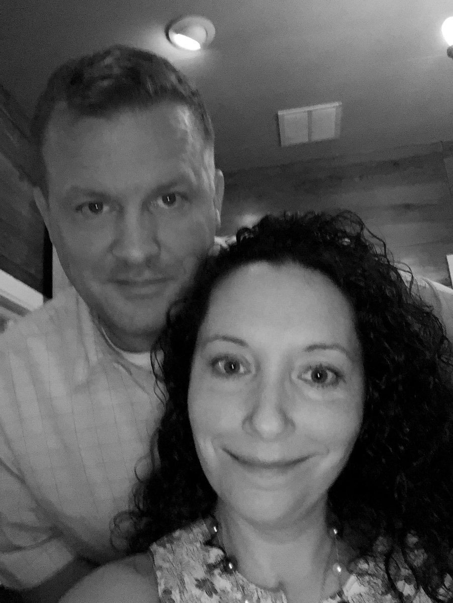 melissapahl's tweet photo. Impromptu date night https://t.co/5ElIVDKvu4