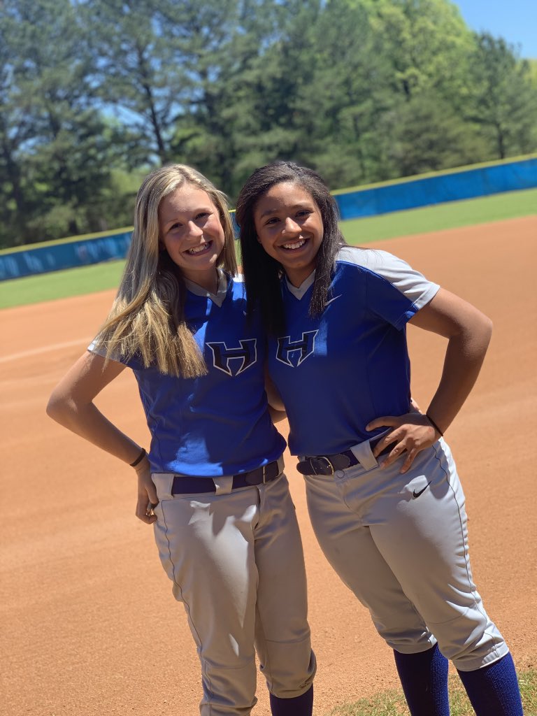 happy birthday beautiful love you sis <a href="/HoodMarlie/">Marlie Hood</a>