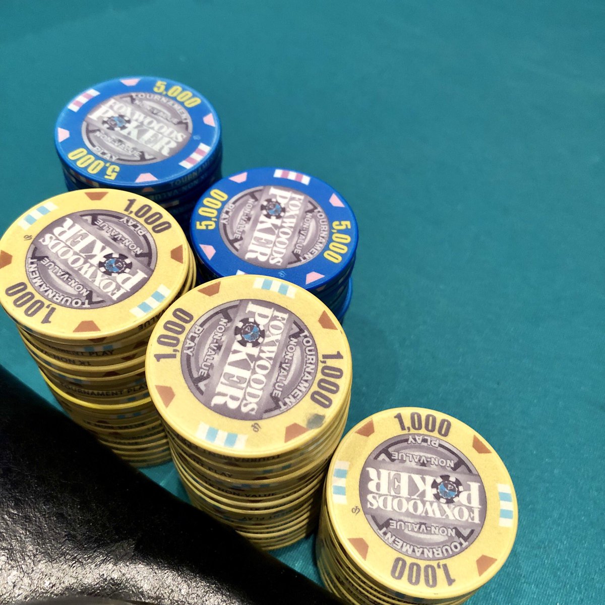 MattSoleyn's tweet image. BANG BANG! 244,000 in chips after KJs gets two pair on the flop and a guy calls off with top pair. #FoxwoodsMegaStackChallenge #SuperStackTurbo #poker