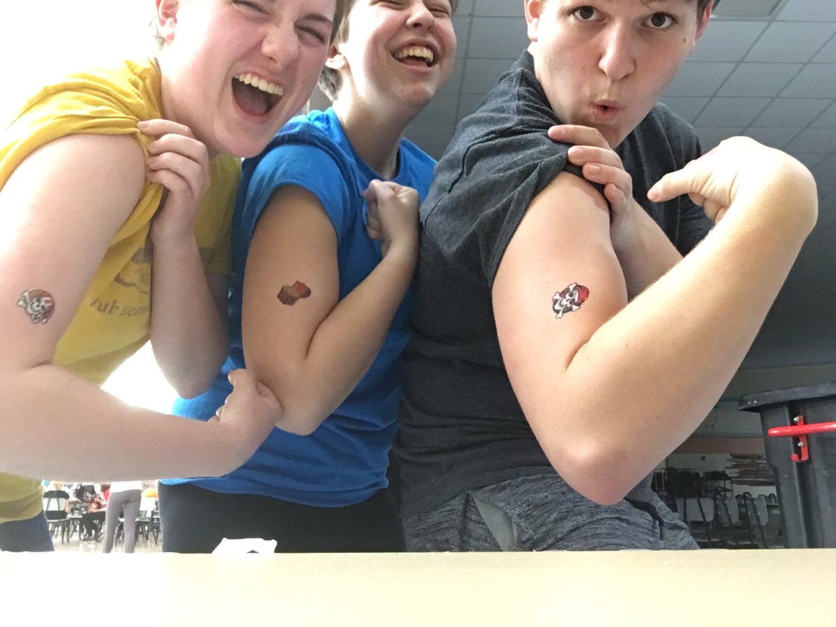 2GoofsInDaBooth's tweet image. Goof Gone Wild #temptat