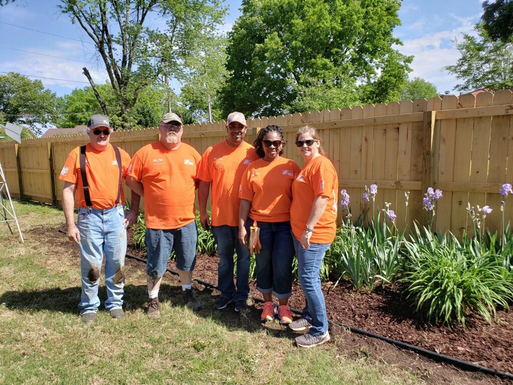 Thanks Pete,Andy,Danielle and Lynn for representing HD#8469 and giving back to the Olive Branch Community today. Great Job today Team. <a href="/PruittArthur/">arthur r pruitt sr</a> <a href="/jimmyz196/">Santiago Zuniga</a> <a href="/michaelcobbs06/">Michael Cobbs</a> <a href="/christydumas/">Christy Dumas</a> <a href="/RSalemi/">Robbie Salemi</a> <a href="/Jeramy_Eberst/">Jeramy Eberst</a> <a href="/RecoWatson/">Reco Watson</a> @TanashierM