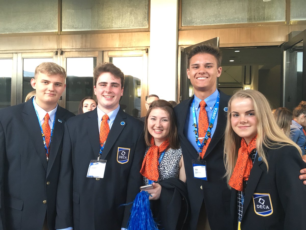 BHSComputerScience tweet media