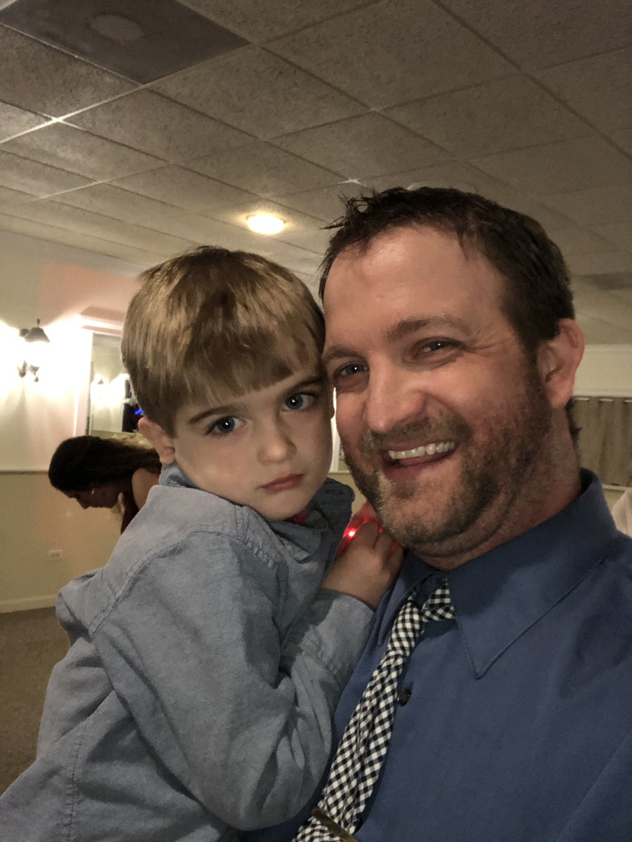 everettjgleix's tweet photo. First prom. No biggie. Didn’t even have fun. https://t.co/cry7GsREVJ