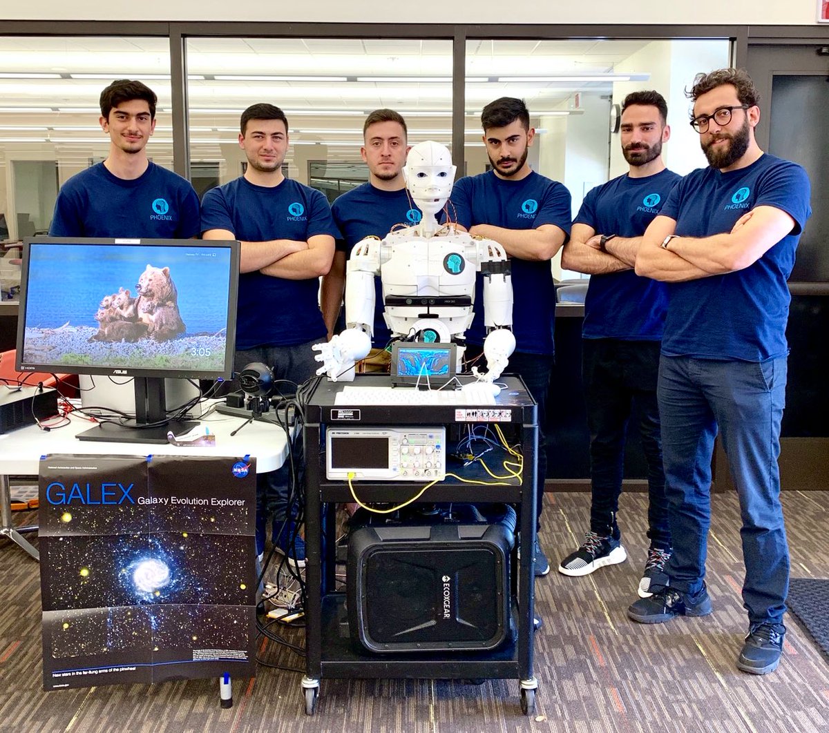 phoenixrobotics's tweet image. We started a few months ago and accomplished something we couldn’t have imagined. Amazing team!⚡️ #engineering #phoenixrobotics #inmoov #innovate #ai