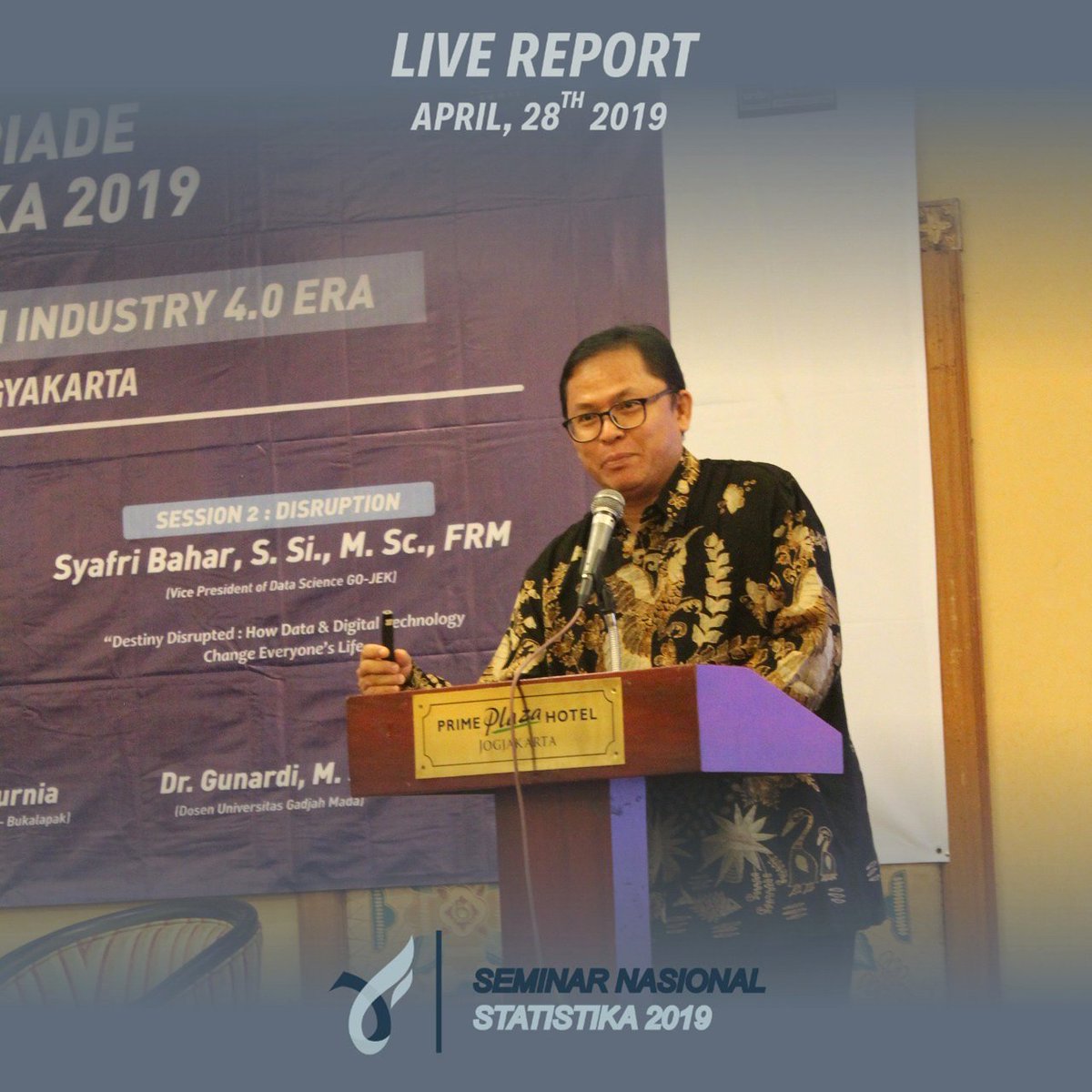 Sedang berlangsung keynote session oleh Bapak DR Ir Heru Kustanto, M.Si (Kepala Bidang Industri Makanan,Hasil Laut dan Perikanan PUSLITBANG INDUSTRI AGRO Balitbang Kementrian Perindustrian) dengan tema "Welcoming Indonesia to Industry 4.0"