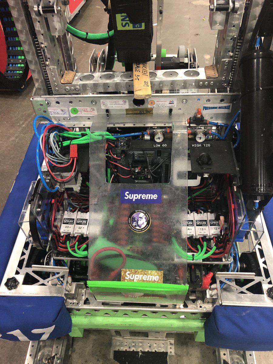 WE ARE THE CHAMPIONS OF THE WORLD!!!! We could have never done it without our alliance captains <a href="/FRC3707/">FRC Team 3707</a> as well as our alliance partners <a href="/Teamrembrandts/">Team Rembrandts</a> <a href="/VulcanRobotics/">Vulcan Robotics</a>
We are beyond thrilled and thankful for everyone who has been a part of this journey💚💙🧡🖤