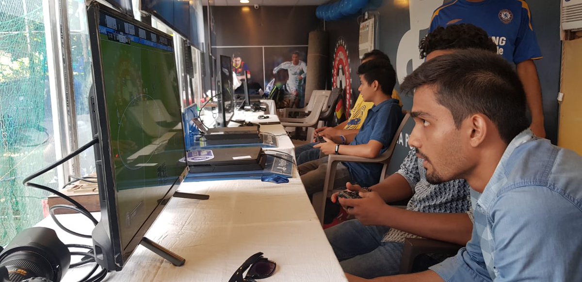 ChelseaIndia's tweet photo. The FIFA gaming wars is in full flow at the Blue Arena!
The boys are putting their gaming skills to test. 🎮
#FIFA19 #BlueArena5 @MTVIndia @Vh1_India @EASPORTSFIFA https://t.co/RXnKWyB7iP