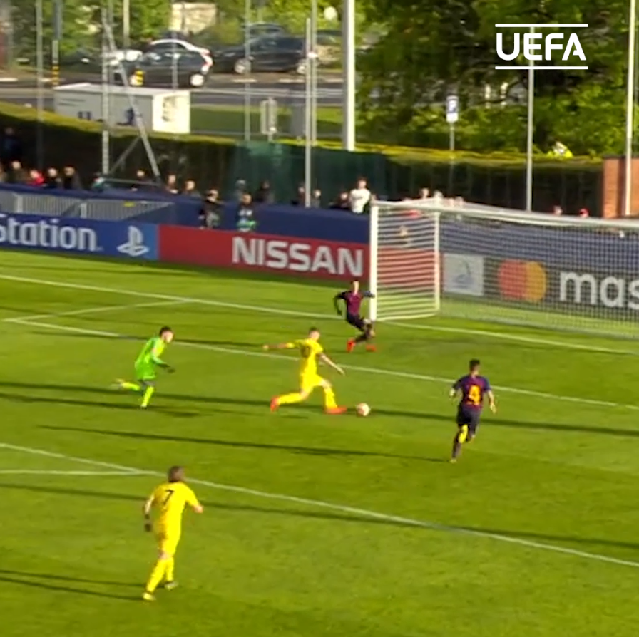 1 year ago today⏪
@ChelseaFC pip @FCBmasia to the #UYL final on penalties - despite two @ANSUFATI goals🏆 https://t.co/yvxpwygwq3