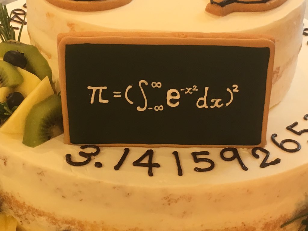 تويتر セシル على تويتر 昨日は中学の数学教師ふたりの結婚式で ウェディングケーキが黒板に円周率でした 入籍日も3 14 円周率の日 末永くお幸せに T Co Znqwmlrnfs تويتر セシル على تويتر 昨日は中学の数学教師ふたりの結婚式で ウェディングケーキが黒板に円周率でした 入籍日も3 14 円周率の日 末永くお幸せに T Co Znqwmlrnfs