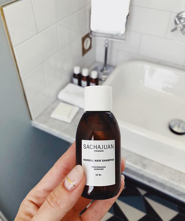 OffenStore's tweet image. No need to settle for hotel no brand shampoo when you travel, when you can take #travelsize bottles of Sachajuan haircare products. This Swedish range will ensure your hair looks it’s best during your travels with a full range of shampoos, conditioners a… bit.ly/2ZERjiF